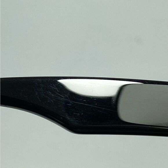 Gucci Round Sunglasses - Picture 8 of 15